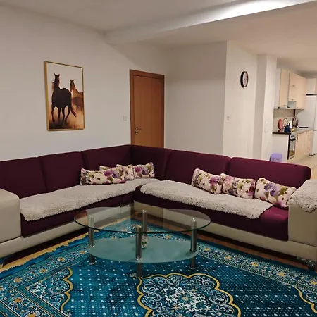 Villa Hadzici *
